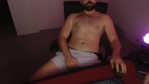 Snapshot of mcrackend chatting on 09/30/25, 02:49 mcrackend online show from 09/30/25, 02:49