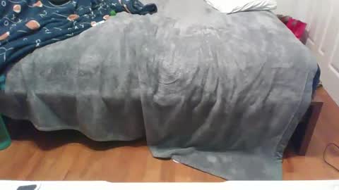 Snapshot of md2305 chatting on 12/06/24, 07:32 md2305 online show from 12/06/24, 07:32