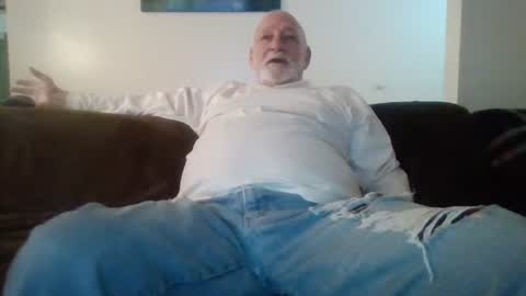 mdane99 online show from 12/27/24, 07:46