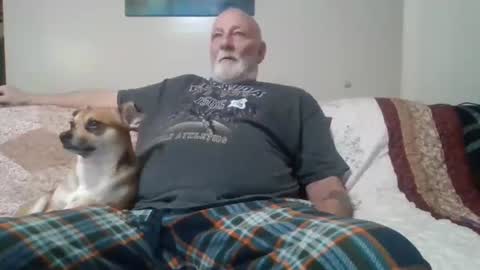 Snapshot of mdane99 chatting on 01/06/25, 11:42 mdane99 online show from 01/06/25, 11:42