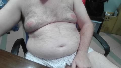 Snapshot of mdm1981 chatting on 10/09/25, 07:34 mdm1981 online show from 10/09/25, 07:34