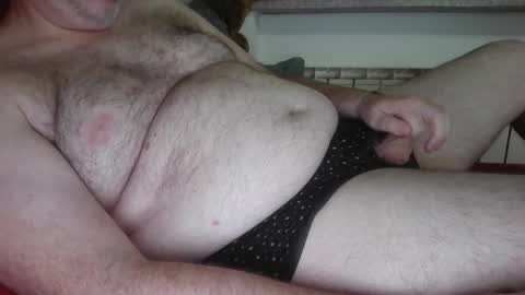 Snapshot of mdm1981 chatting on 10/25/25, 12:02 mdm1981 online show from 10/25/25, 12:02