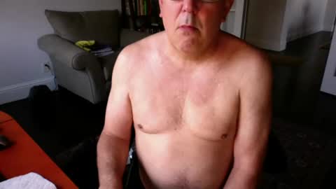 mdog9669 online show from 07/05/26, 12:34
