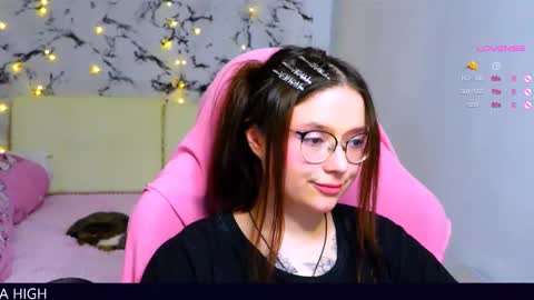 Hanna online show from 03/10/25, 02:28