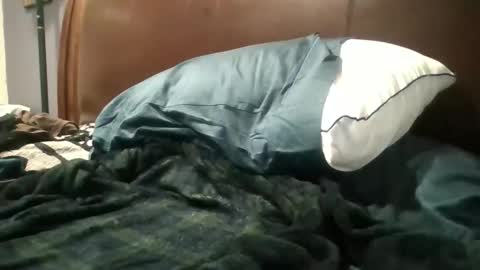 yung n hung online show from 12/21/25, 01:07