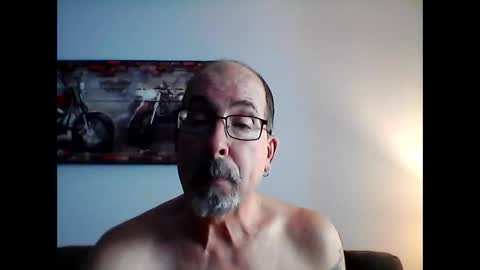 me at home online show from 02/20/25, 03:41