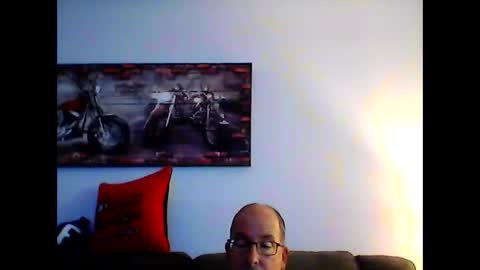 Snapshot of meathome3 chatting on 11/14/25, 05:11 me at home online show from 11/14/25, 05:11