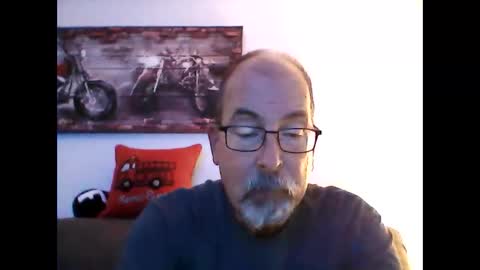 Snapshot of meathome3 chatting on 11/30/25, 01:59 me at home online show from 11/30/25, 01:59