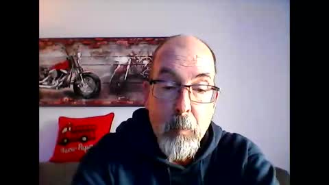 Snapshot of meathome3 chatting on 03/07/26, 07:11 me at home online show from 03/07/26, 07:11