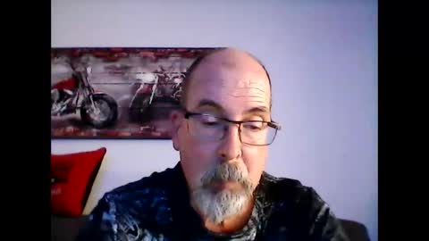 Snapshot of meathome3 chatting on 03/11/26, 07:53 me at home online show from 03/11/26, 07:53