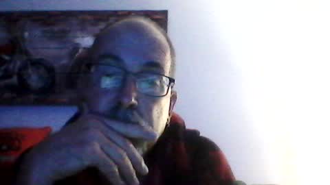 Snapshot of meathome3 chatting on 07/19/26, 09:46 me at home online show from 07/19/26, 09:46