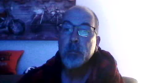 Snapshot of meathome3 chatting on 07/21/26, 09:11 me at home online show from 07/21/26, 09:11