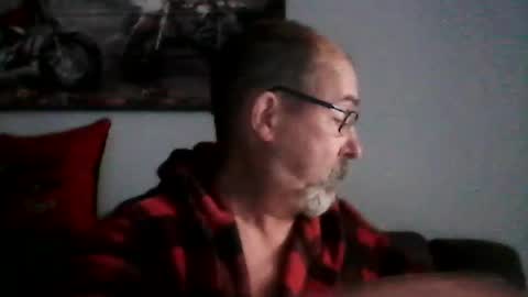 Snapshot of meathome3 chatting on 07/24/26, 10:35 me at home online show from 07/24/26, 10:35