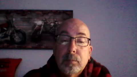 Snapshot of meathome3 chatting on 07/26/26, 10:44 me at home online show from 07/26/26, 10:44
