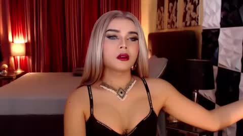 Snapshot of meatyhorsecocktrans chatting on 11/21/25, 08:13 meatyhorsecocktrans online show from 11/21/25, 08:13