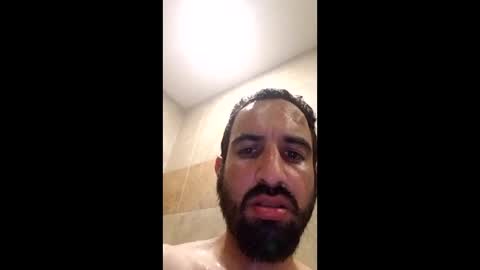 Snapshot of mechanix88 chatting on 03/08/25, 09:06 Bruh online show from 03/08/25, 09:06