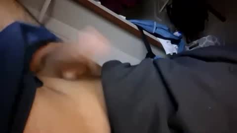 Snapshot of mechanix88 chatting on 10/20/25, 10:27 Bruh online show from 10/20/25, 10:27