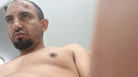 Snapshot of mechanix88 chatting on 10/27/25, 12:42 Bruh online show from 10/27/25, 12:42