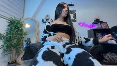   online show from 07/23/26, 05:44