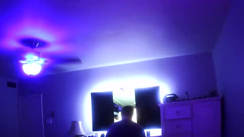 Snapshot of mecrago chatting on 10/24/25, 07:38 mecrago online show from 10/24/25, 07:38