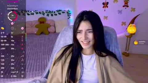 Snapshot of medina_andress chatting on 01/17/26, 10:46 Dina online show from 01/17/26, 10:46