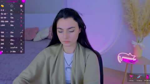 Snapshot of medina_andress chatting on 03/11/26, 09:54 Dina online show from 03/11/26, 09:54