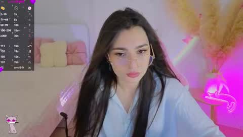 Dina online show from 07/16/26, 09:10