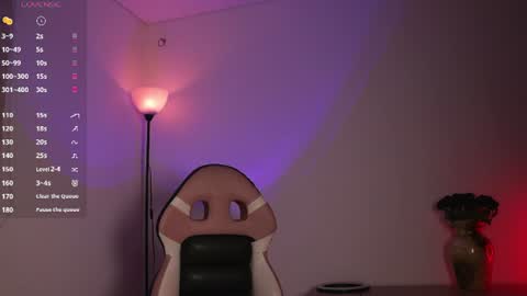 Johana  online show from 07/29/26, 06:33