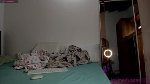 Snapshot of medussa13 chatting on 12/23/24, 12:08 medussa13 online show from 12/23/24, 12:08