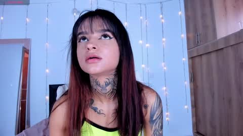 Snapshot of medussa13 chatting on 02/04/25, 12:11 medussa13 online show from 02/04/25, 12:11