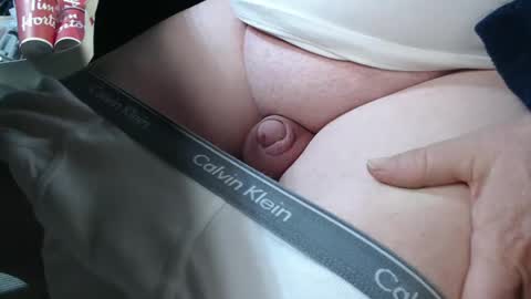 mee9090e900 online show from 09/25/25, 11:03