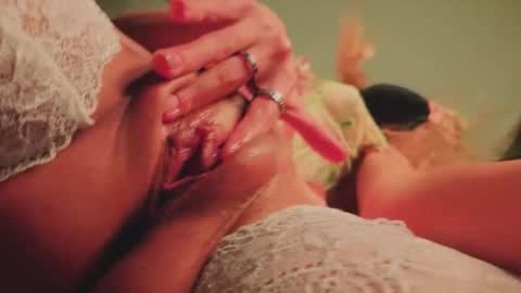 Snapshot of meeeewmeeeeow chatting on 11/04/25, 09:25 meeeewmeeeeow online show from 11/04/25, 09:25