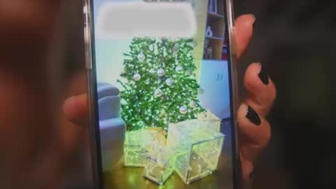 Snapshot of meegan1 chatting on 11/28/25, 01:14 Andrea online show from 11/28/25, 01:14