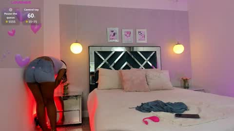 Melody online show from 11/26/25, 11:33