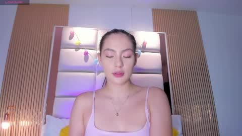 Snapshot of megaan_rouse chatting on 05/07/26, 11:37 megaan_rouse online show from 05/07/26, 11:37