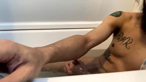 MegamanXXX online show from 01/03/25, 06:57