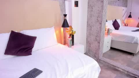 Megan online show from 11/08/25, 04:34