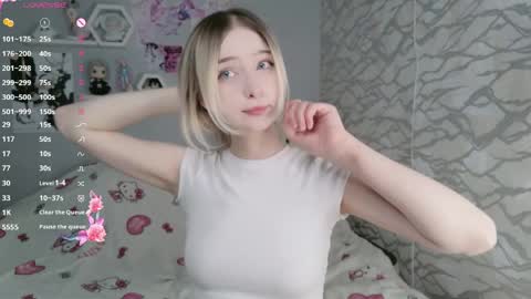Megan  online show from 06/06/26, 01:05
