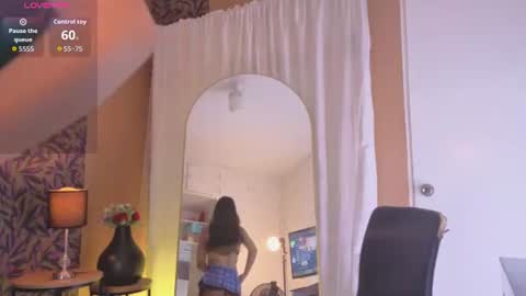 emily online show from 06/19/26, 02:21