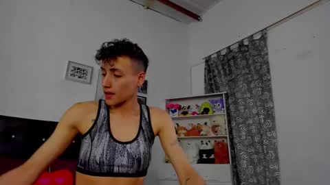 M E G A N online show from 12/15/25, 05:50