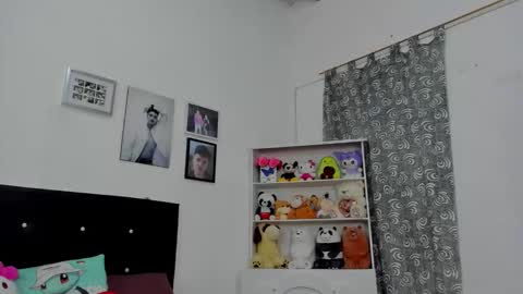 M E G A N online show from 12/16/25, 06:24