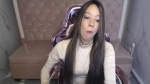 megan_collins_b online show from 10/10/25, 01:10