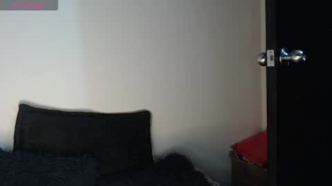 Megan and sophi online show from 10/06/25, 05:38