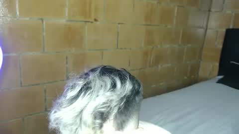 Megan and sophi online show from 04/25/26, 01:52