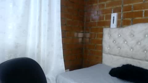 Megan and sophi online show from 05/17/26, 02:31