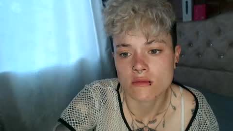 Megan and sophi online show from 06/12/26, 10:19