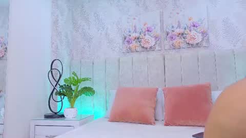 Carolina Paez online show from 07/08/26, 12:20