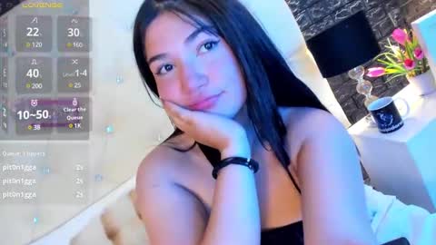 Snapshot of megan_devon chatting on 02/06/25, 02:48 online show from 02/06/25, 02:48