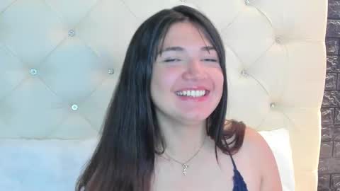 Snapshot of megan_devon chatting on 02/11/25, 05:50 online show from 02/11/25, 05:50