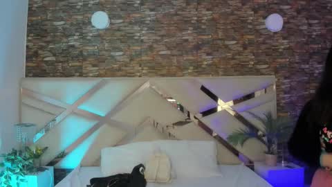 Snapshot of megan_devon chatting on 01/08/26, 12:29 online show from 01/08/26, 12:29